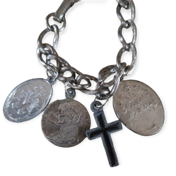 Hand Crafted Repurposed Vintage Religious Relic Mother Theresa Charm Bracelet - Picture 12 of 13
